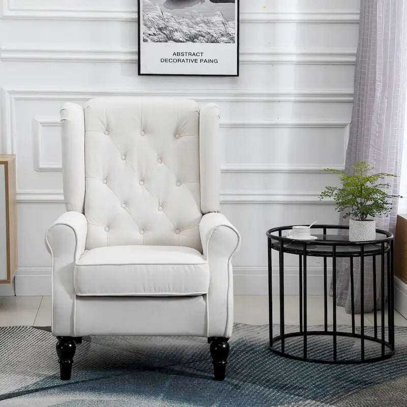 Sillón decorativo de respaldo alto color blanco crema con botones capitonados