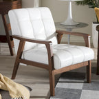 Sillón club de piel sintética blanca de mediados de siglo