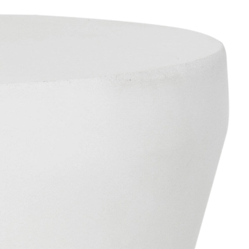 Mesa auxiliar de hormigón para interior/exterior Cheul - 12.2" x 12.2" x 17.3"