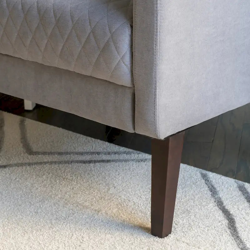 Sillón Acentual Alto con Respaldo de Orejas Tapizado en Terciopelo